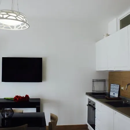 Nelblu Bed & Breakfast 4*